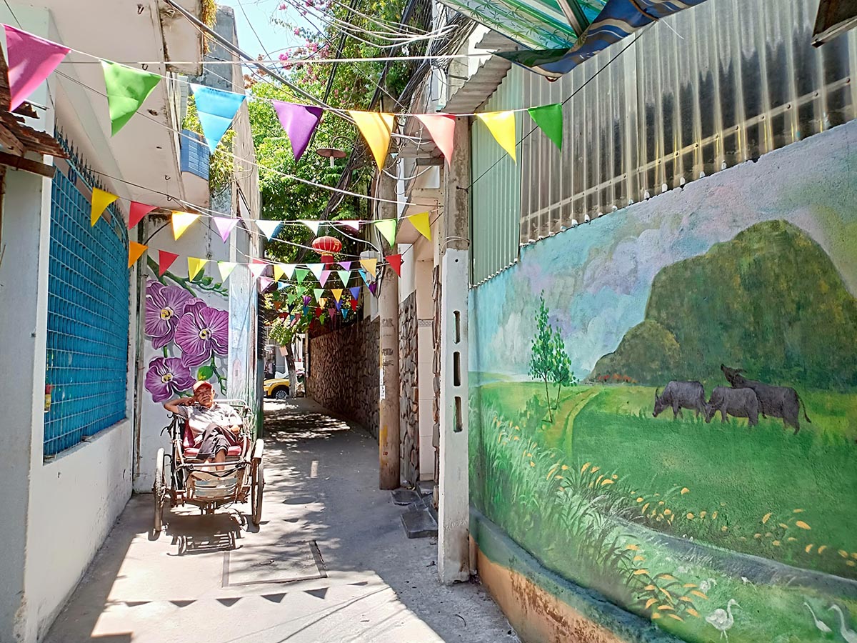 Da Nang Fresco Village: Where and Why you should Visit